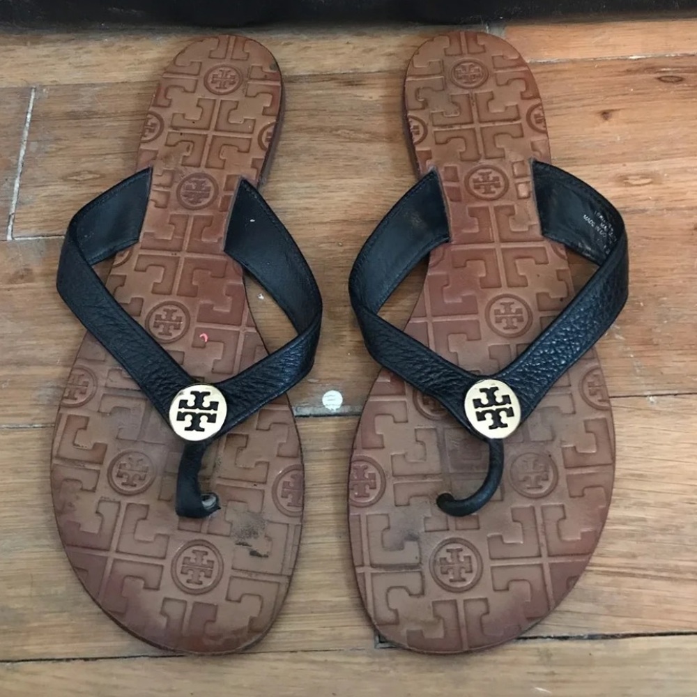 Tory Burch flipflops size 10